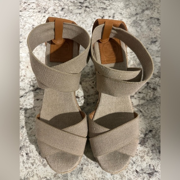 Tory Burch Canvas Espadrilles Wedges Tan Gold Size 6B - Picture 5 of 12